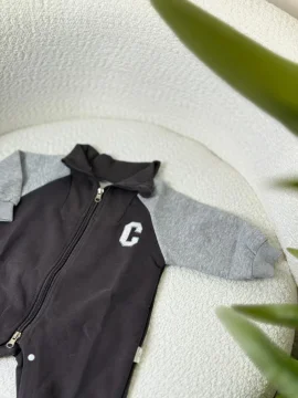 طقم فوتر تايب c  لون اسود